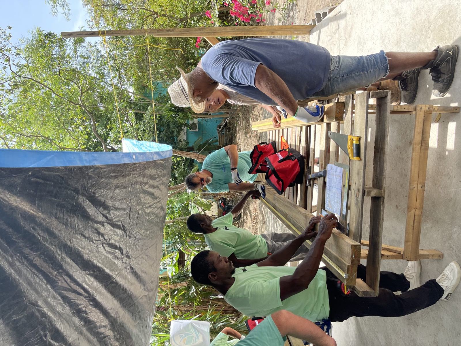 Construction class framing on the Roatán campus